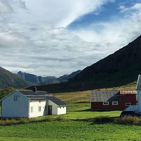 Grandmothers Cosy Farmhouse Fredvang エクステリア 写真