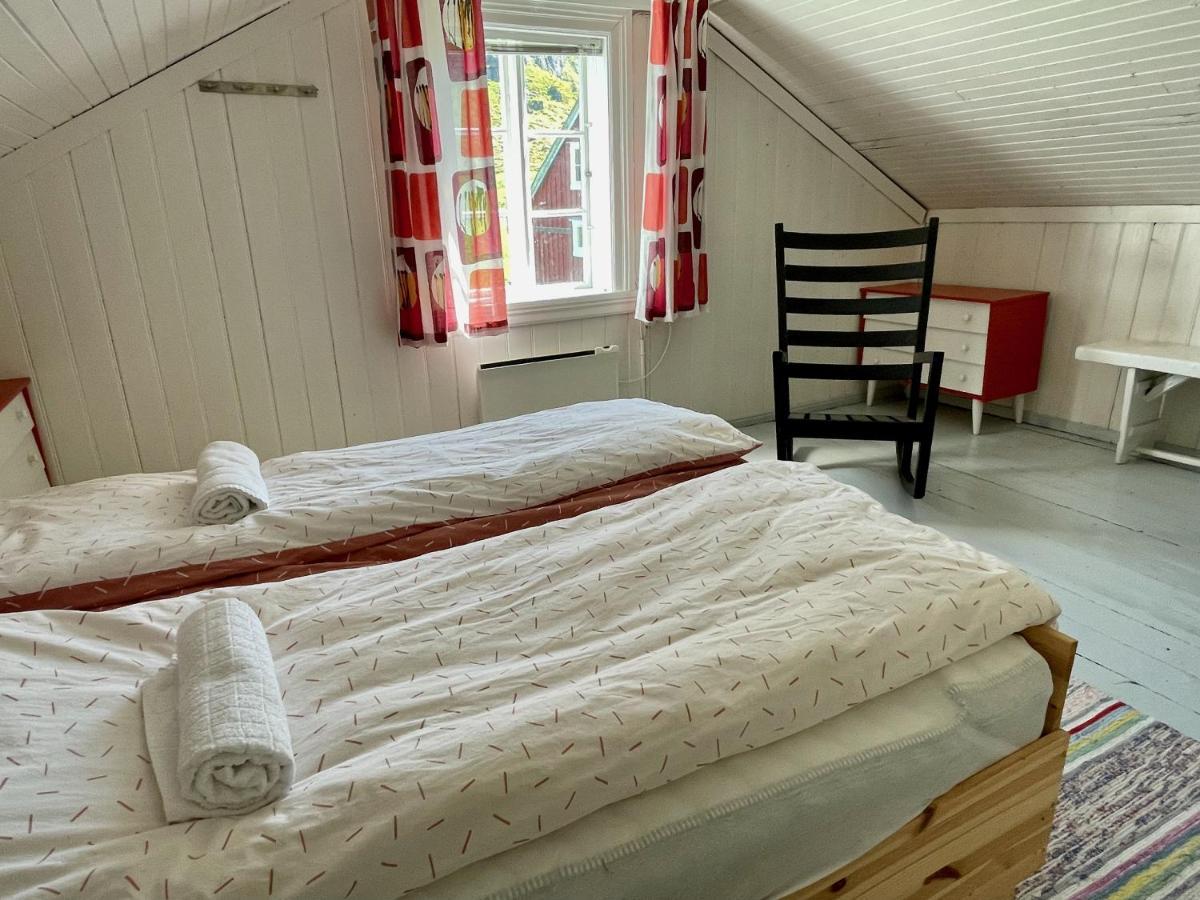Grandmothers Cosy Farmhouse Fredvang エクステリア 写真