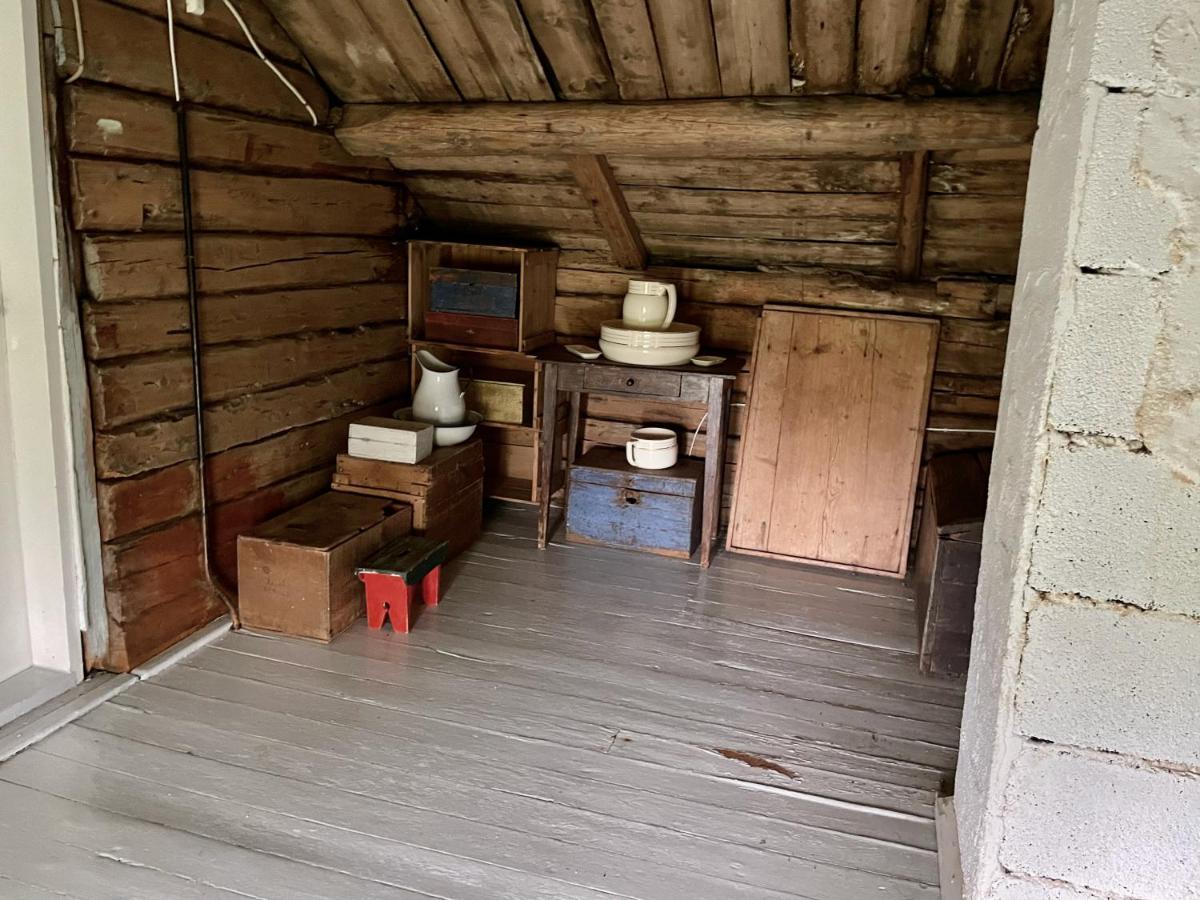 Grandmothers Cosy Farmhouse Fredvang エクステリア 写真