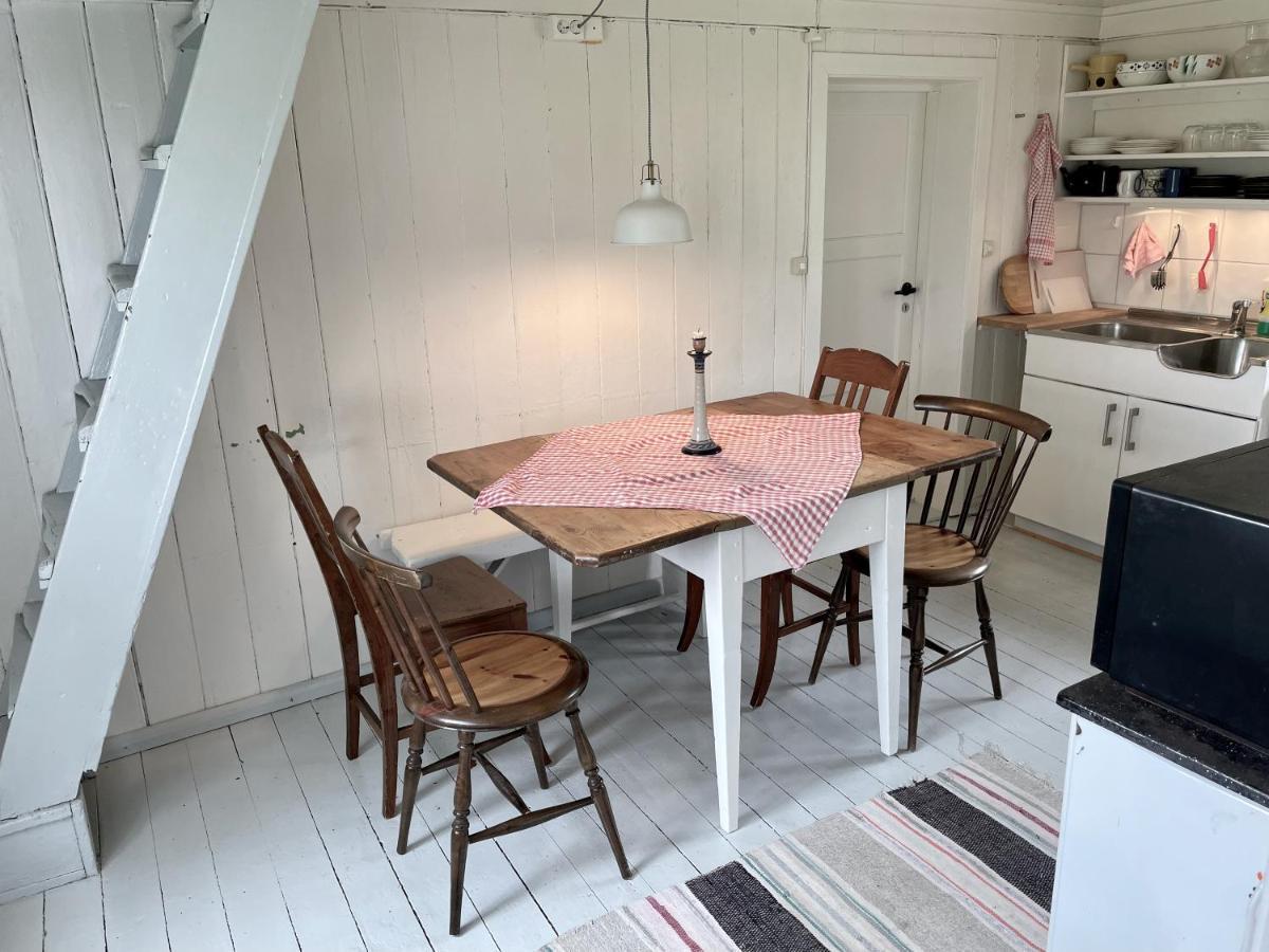 Grandmothers Cosy Farmhouse Fredvang エクステリア 写真