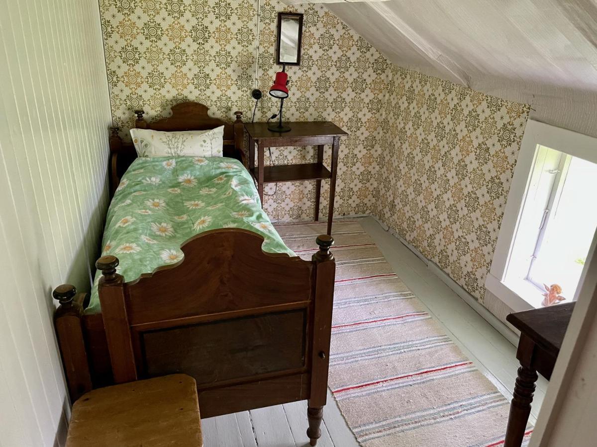 Grandmothers Cosy Farmhouse Fredvang エクステリア 写真